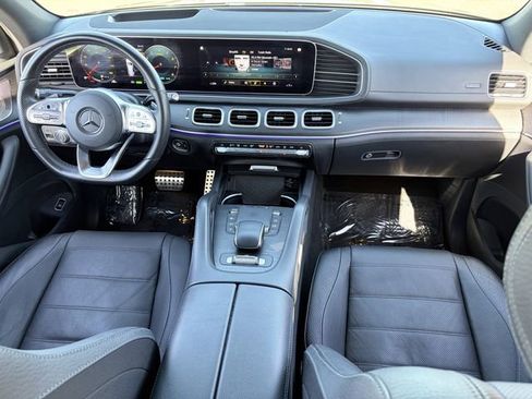 Used 2023 Mercedes-Benz GLS 580 4MATIC image 24