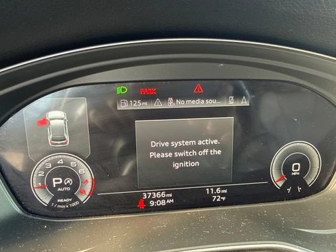 Used 2023 Audi Q5 2.0T Prestige AWD/4WD image 16