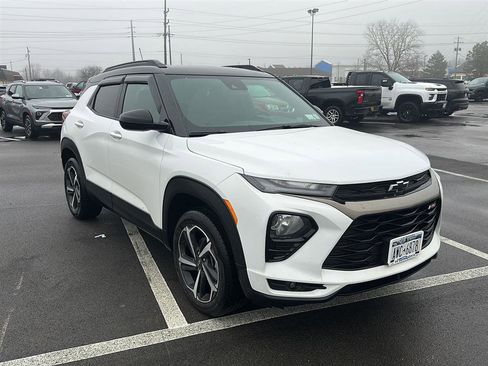 Used 2022 Chevrolet TrailBlazer RS w/ Technology Package image 15
