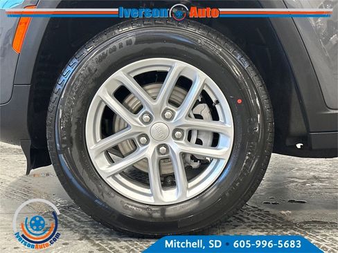 New 2026 Jeep Grand Cherokee Laredo X image 10