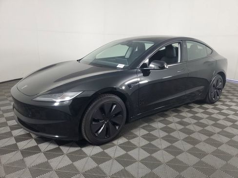 Used 2024 Tesla Model 3 Long Range image 8