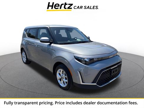 Used 2025 Kia Soul LX w/ LX Technology Package FWD image 1
