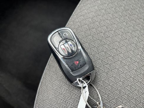 Used 2025 Buick Encore GX Preferred FWD image 21