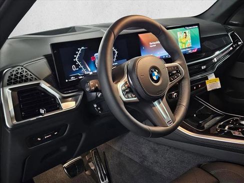 New 2026 BMW X5 xDrive40i w/ M Sport Package image 3