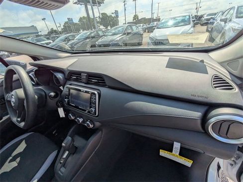 New 2025 Nissan Versa S w/ Trunk Package image 32