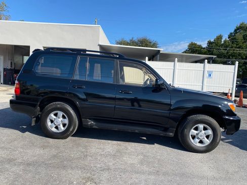 Used 1998 Toyota Land Cruiser image 9