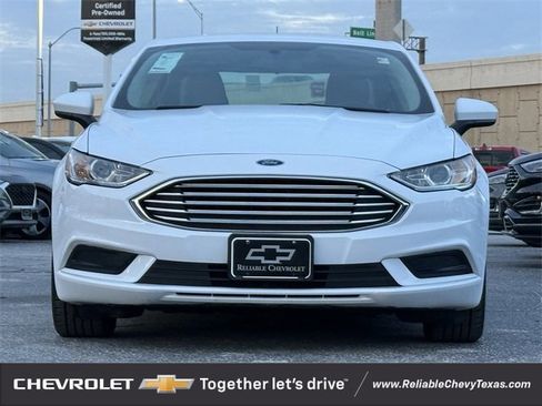 Used 2018 Ford Fusion S image 3