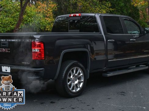 Used 2015 GMC Sierra 1500 Denali w/ Driver Alert Package image 8
