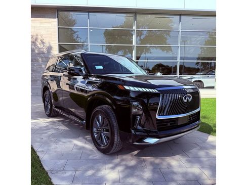 Certified 2026 INFINITI QX80 Pure w/ Cargo Package AWD/4WD image 4