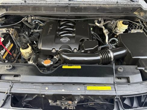 Used 2006 Nissan Titan SE image 37