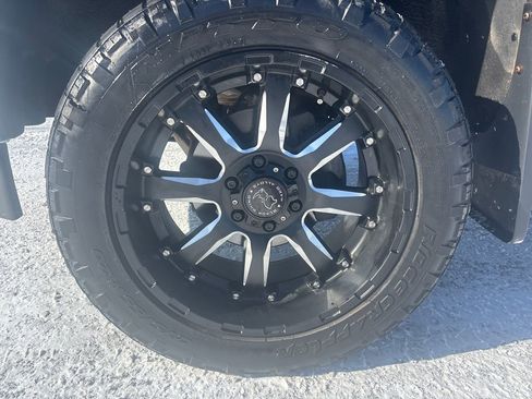 Used 2014 GMC Sierra 1500 SLT w/ SLT Crew Cab Value Package image 31