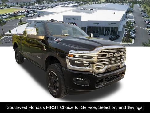 Used 2026 RAM 2500 Laramie AWD/4WD image 2