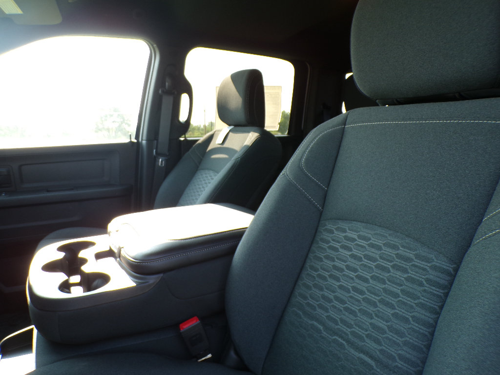 New 2026 RAM 2500 Tradesman AWD/4WD image 23