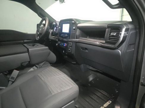 Used 2022 Ford F150 XL w/ STX Appearance Package image 5