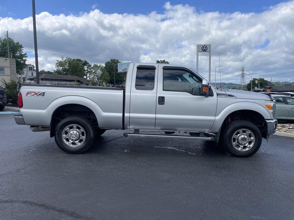 Used 2012 Ford F250 XLT w/ XLT Premium Pkg AWD/4WD image 4