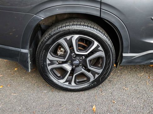 Used 2023 Subaru Ascent Limited w/ Technology Package image 6