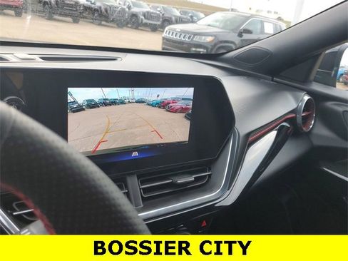 Certified 2025 Chevrolet Trax RS w/ Sunroof Package image 15