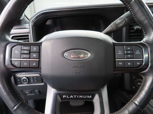 Used 2023 Ford F250 Platinum w/ FX4 Off-Road Package AWD/4WD image 66