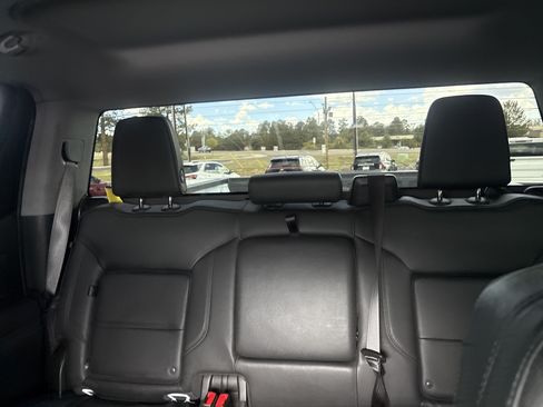 Used 2026 Chevrolet Silverado 1500 LTZ AWD/4WD image 28