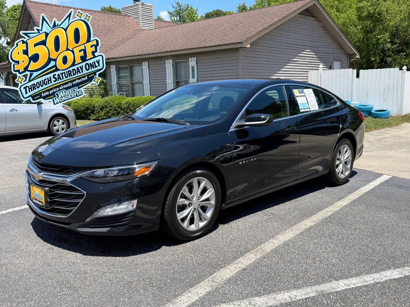 Used 2023 Chevrolet Malibu LT w/ Driver Confidence Package FWD image 3