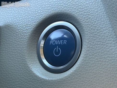 Used 2022 Toyota Corolla LE image 24