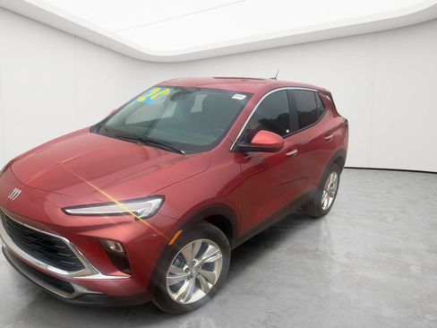 Used 2024 Buick Encore GX Preferred FWD image 8
