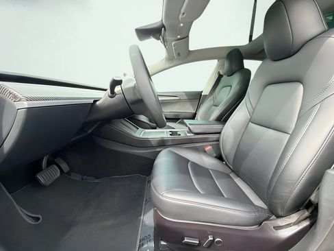 Used 2023 Tesla Model 3 Standard Range RWD image 15