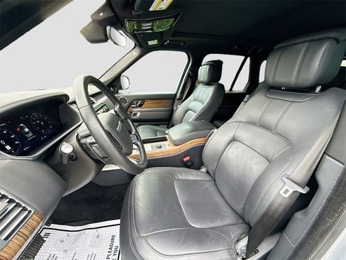 Used 2019 Land Rover Range Rover HSE image 21