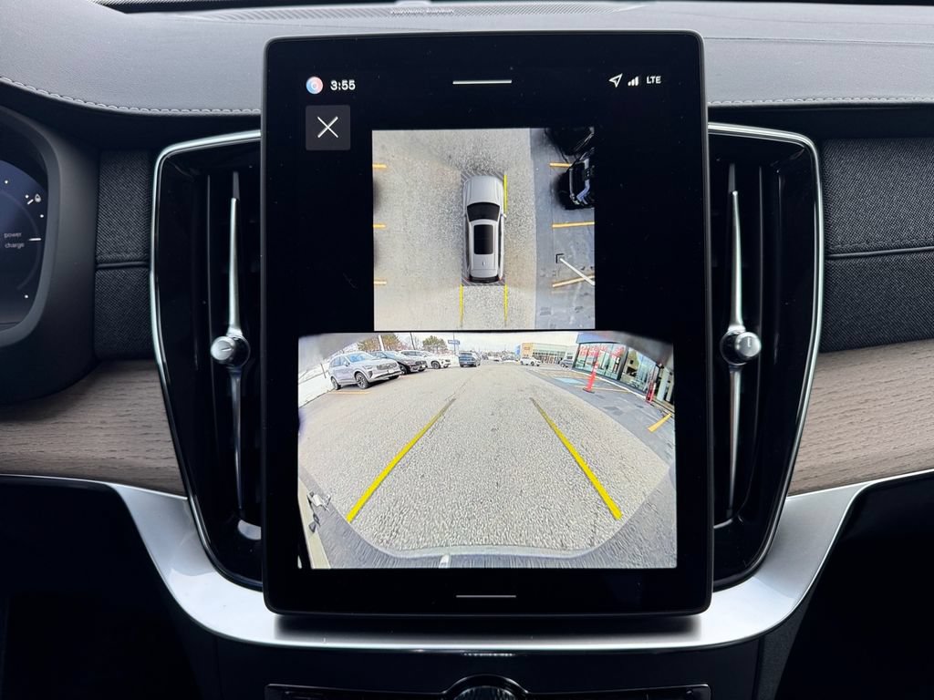 New 2026 Volvo XC90 T8 Plus w/ Protection Package Premier AWD/4WD image 19