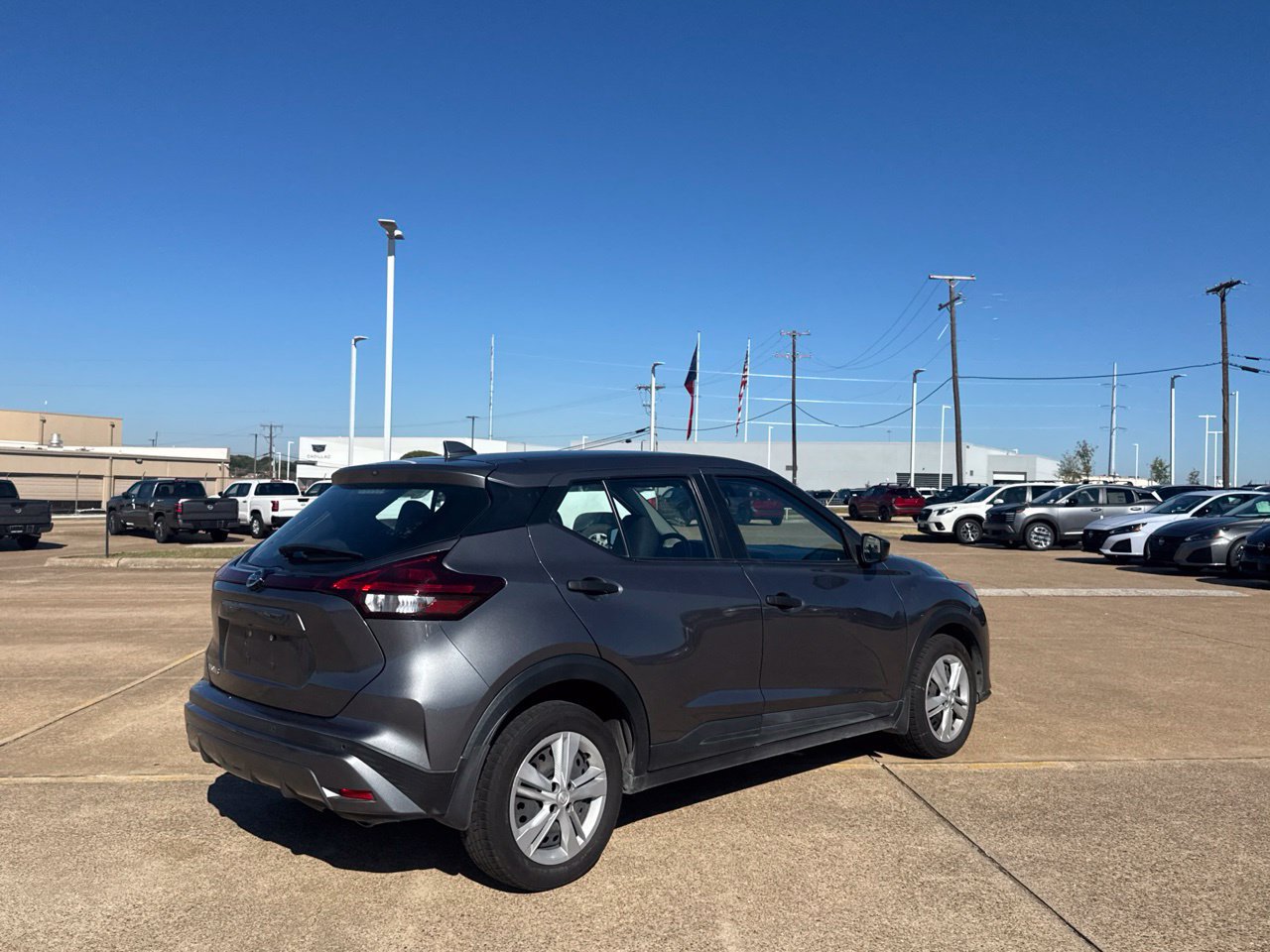 Certified 2021 Nissan Kicks S FWD image 33
