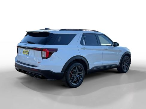New 2026 Ford Explorer ST w/ Sun And Sound Package image 5
