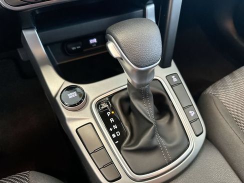 Certified 2025 Kia Seltos LX AWD/4WD image 22