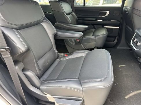 New 2025 Ford Expedition Platinum w/ Stealth Performance Package image 12