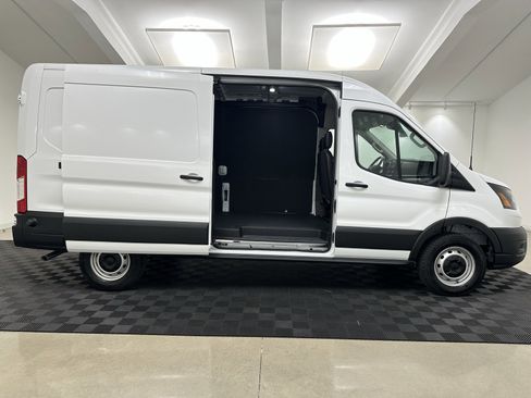New 2025 Ford Transit 250 148 Medium Roof w/ Load Area Protection Package image 9