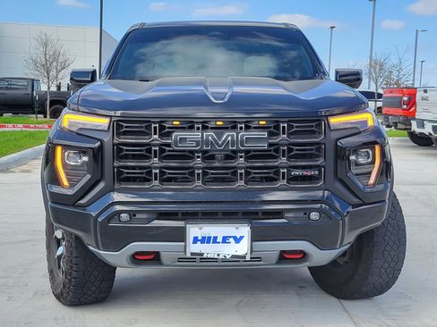 Used 2023 GMC Canyon AT4X image 2