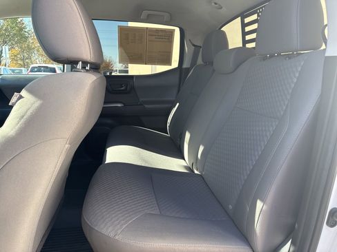 Used 2022 Toyota Tacoma SR5 image 13