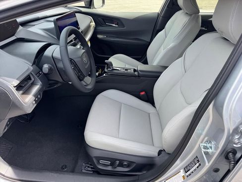 New 2026 Toyota Prius XLE image 8