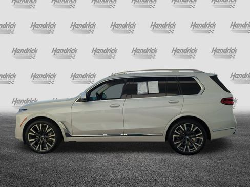 Used 2024 BMW X7 xDrive40i image 7
