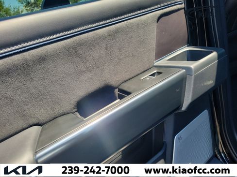 Used 2026 Ford F350 Platinum AWD/4WD image 15