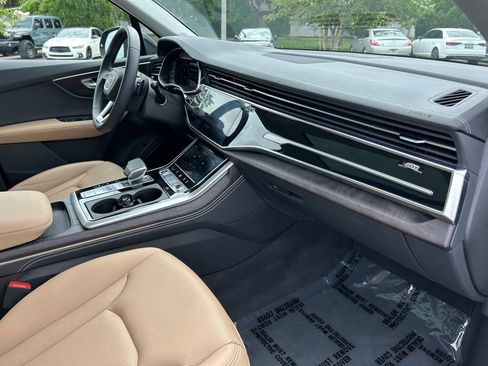 Used 2025 Audi Q7 3.0T Premium Plus w/ Premium Plus Package AWD/4WD image 52