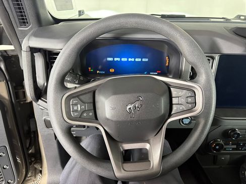 Certified 2025 Ford Bronco 2-Door AWD/4WD image 13