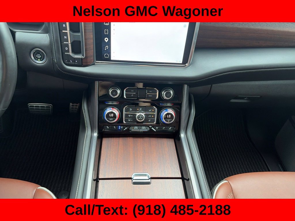 Used 2023 GMC Yukon Denali Ultimate AWD/4WD image 38