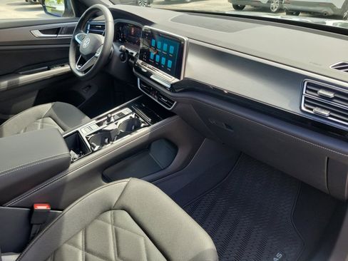 New 2026 Volkswagen Atlas Cross Sport SE AWD/4WD image 28