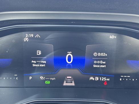 Used 2024 Volkswagen Jetta SE image 11