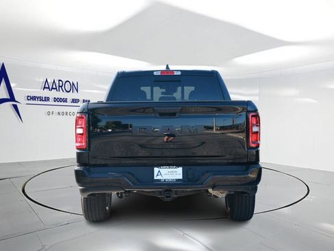 New 2026 RAM 1500 Express AWD/4WD image 3