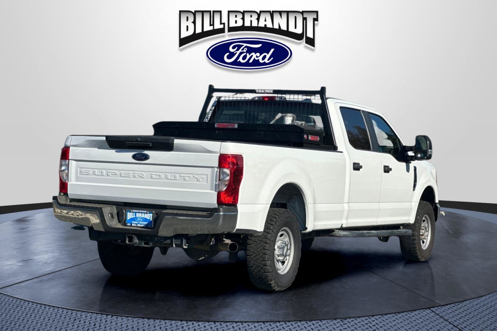 Used 2022 Ford F250 XL w/ Power Equipment Group AWD/4WD image 3
