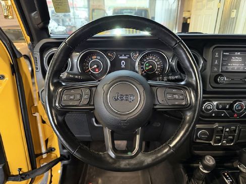 Used 2021 Jeep Wrangler Unlimited Sport AWD/4WD image 18