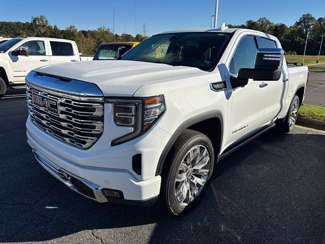 Used 2024 GMC Sierra 1500 Denali w/ Denali Reserve Package AWD/4WD image 1