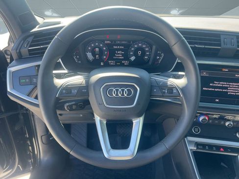Certified 2025 Audi Q3 2.0T Premium w/ Convenience Package image 17
