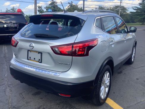 Used 2017 Nissan Rogue Sport SV w/ SV All-Weather Package image 7